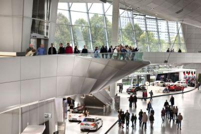 Die BMW Welt von Innen Foto BMW