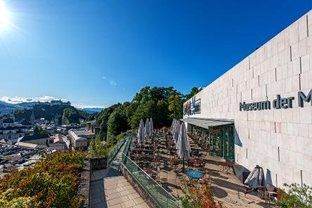 Museum der Moderne Salzburg Mnchsberg Stadtblick Foto Marc Haader