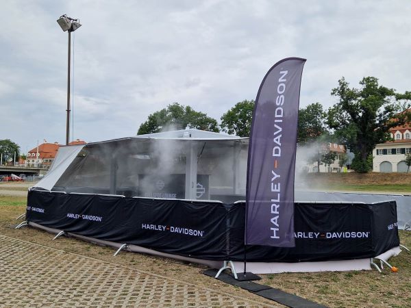 adiabatec CST gegen Hitzestress auf Events