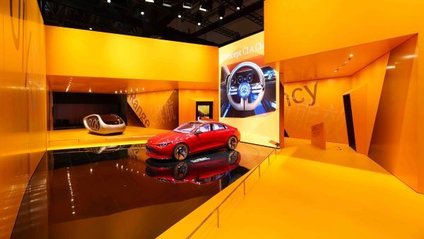 Atelier Markgraph inszenierte Mercedes-Benz Messeauftritt