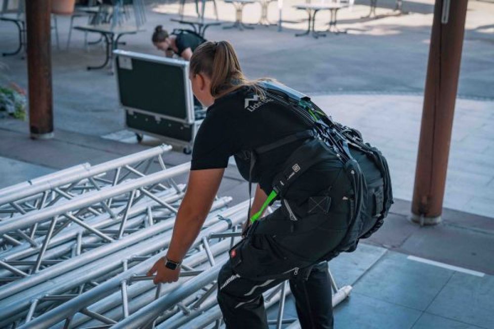 Rückenentlastung für Stagehands und Bühnenarbeiter