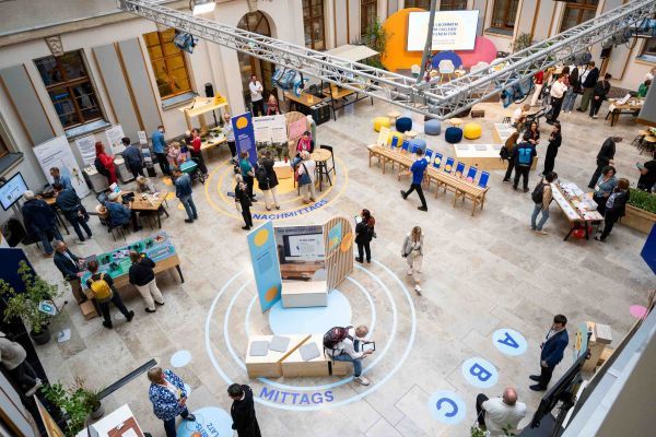 facts and fiction begleitete Ministerien beim Bürgerdialog