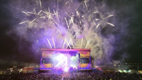 Energieversorgung und Platzbeleuchtung für das Kessel Festival